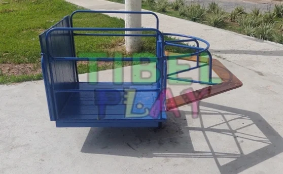 Gira-gira Acesssível para Cadeirante modelo 2 Tibel Play